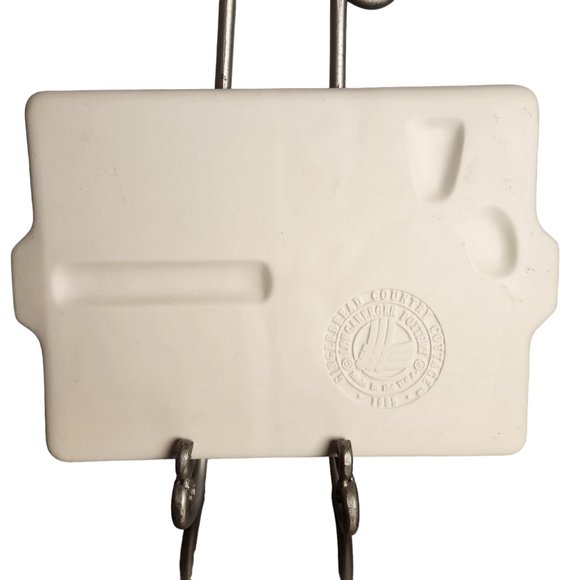 Longaberger Pottery 1995 Gingerbread Country Cottage Baking Mold - Picture 2 of 5